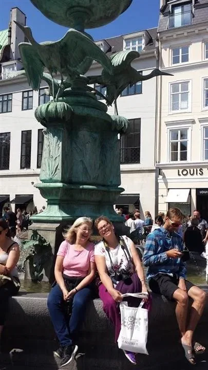 G19.2 historic copenhagen city centre wed 19 jul 3a