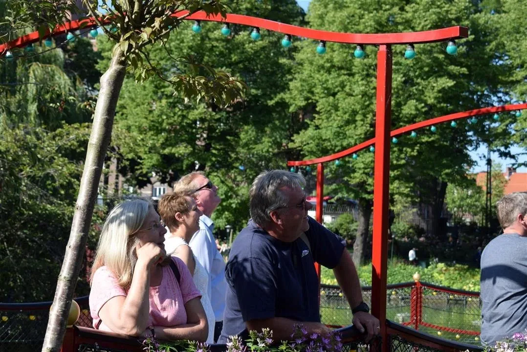 G19.3 tivoli gardens wed 19 jul 37