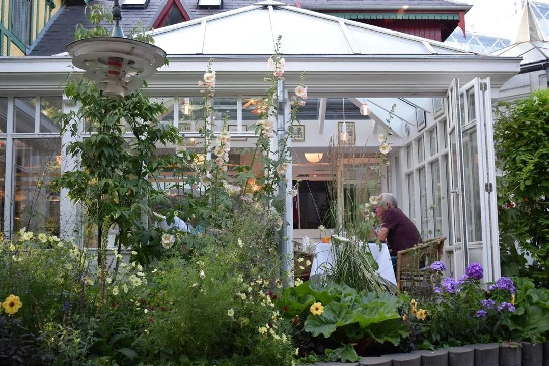 G19.4 tivoli gardens cont. wed19 jul 41