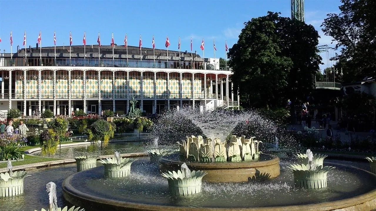 G19.5 tivoli gardens petes ph wed 19 jul 6